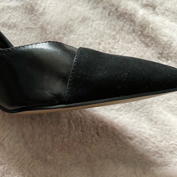 Black Marc Fisher heels - Picture 3 of 8